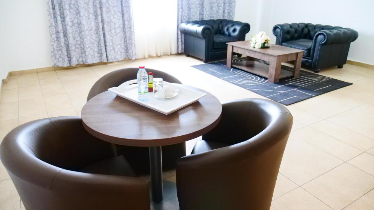Hotel Franco Yaounde Bagian luar foto